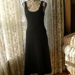 Elizabeth and James Hunter L black ponte midi dres